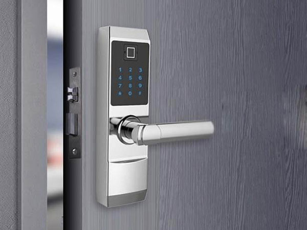 金山24小时上门开锁公司