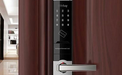 金山24小时上门开锁公司