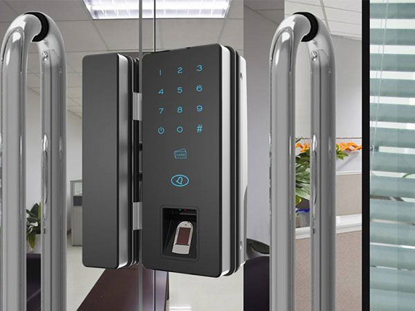 金山24小时上门开锁公司