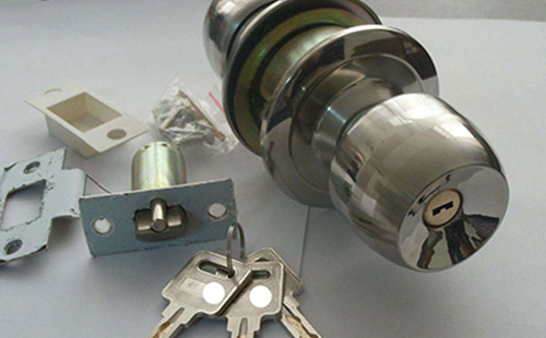 金山24小时上门开锁公司