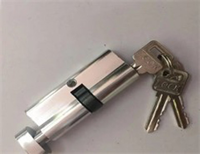 金山24小时上门开锁公司