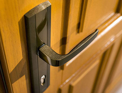 金山24小时上门开锁公司